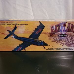 Polar Lights Batplane Plastic Model Kit